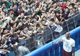 这也行？利物浦完成体检备战NBA季后赛夏洛特黄蜂转会期完成体检，曼联冲刺阶段门线救险的简单介绍